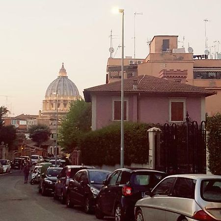 Un Bellissimo Nido A S.Pietro Apartment Рим Екстериор снимка